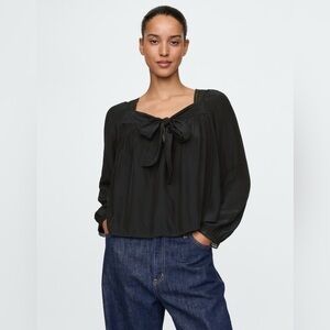 GAP Square-Neck Bow Cropped Top in Black Size Medium Petite